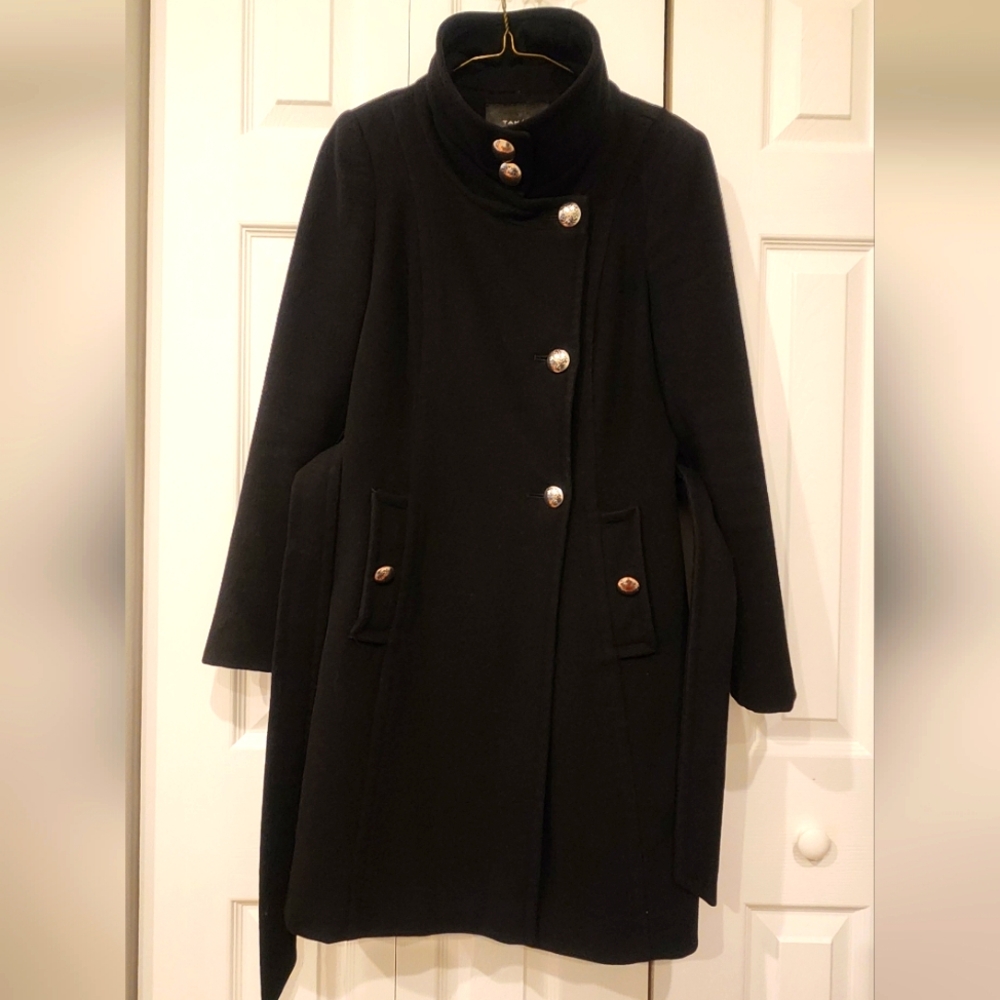 Elegant black wool Tahari 3/4 length coat